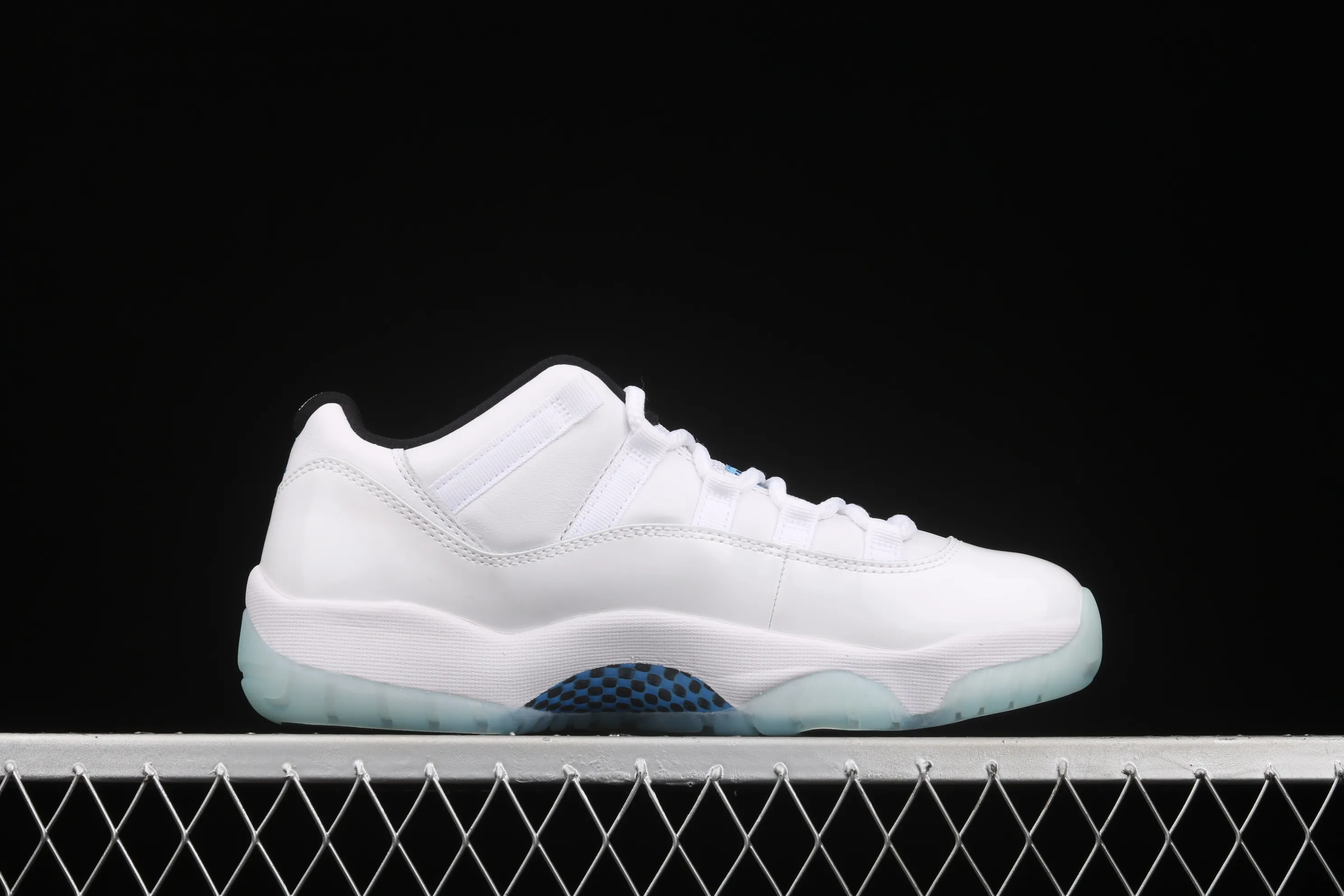 All categories Air Jordan Jordan series basketball shoes Air Jordan 11 Z version Air Jordan 11 Low "Legend Blue" AJ11 Joe 11 low-top legend blue AV2187-117
